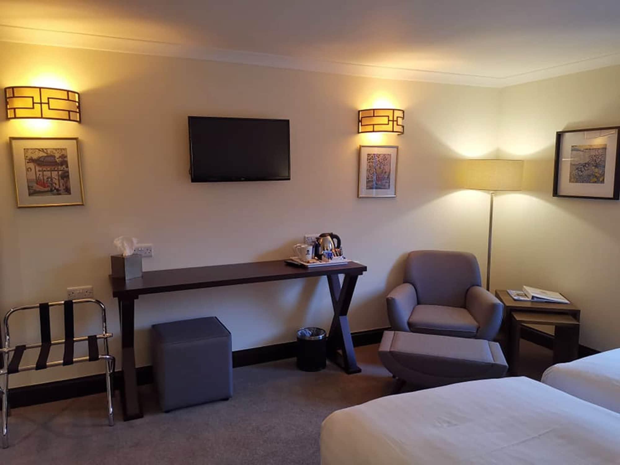 Best Western The Crianlarich Hotel Exterior photo